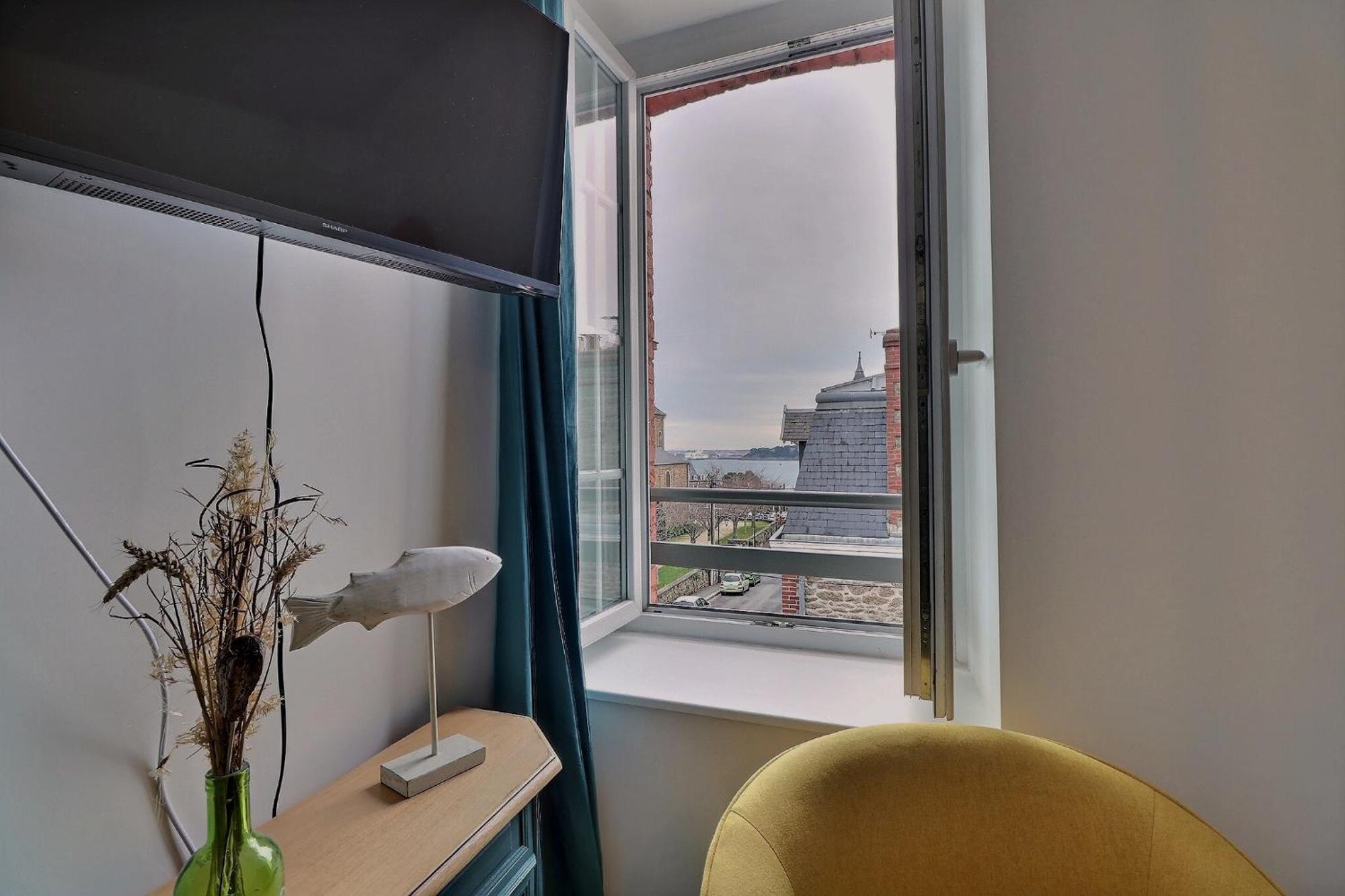Les Mots Bleus Apartment Dinard Exterior foto